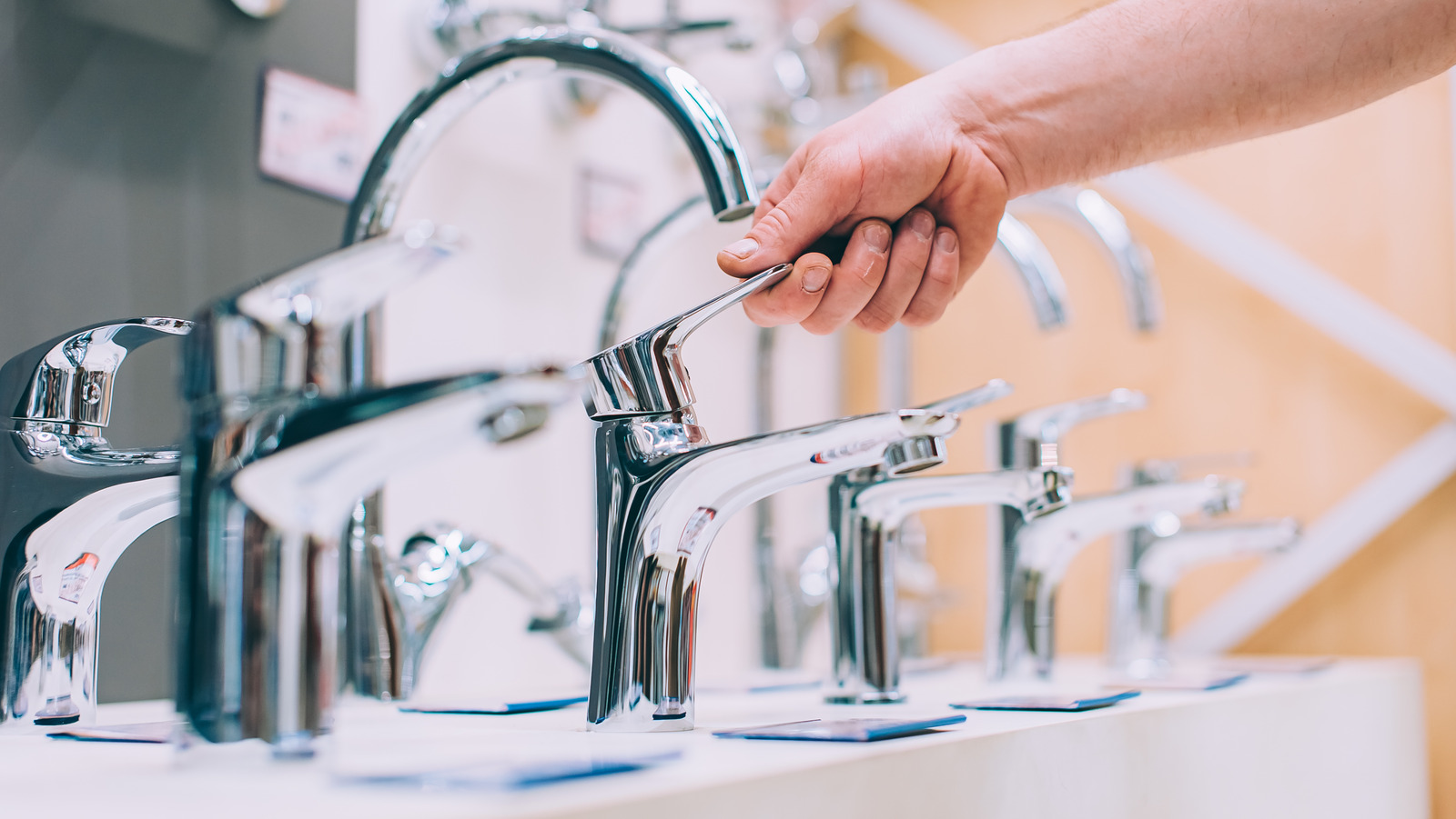 How To Decide Between A Moen Faucet And A Delta Faucet