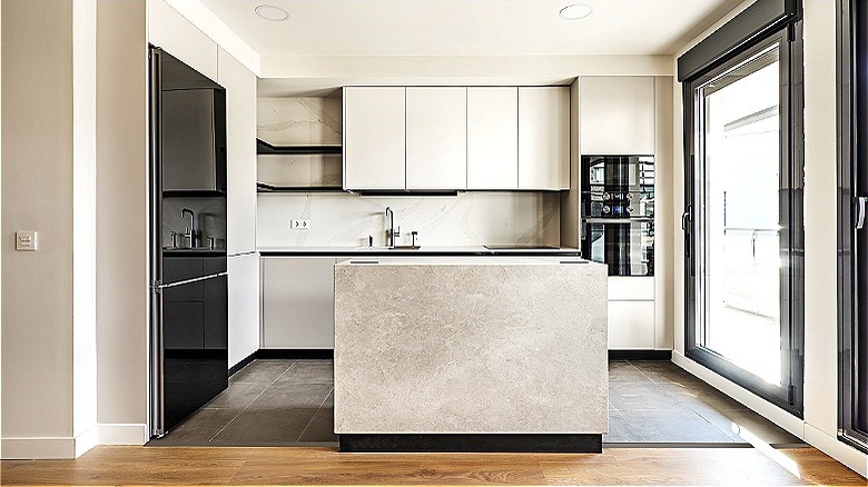 small island in small kitchen