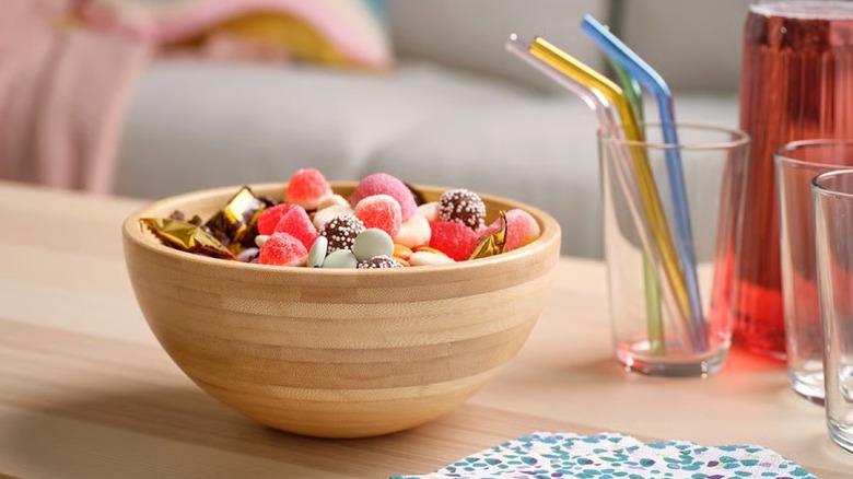 IKEA's BLANDA MATT bowl full of candy next to drinks