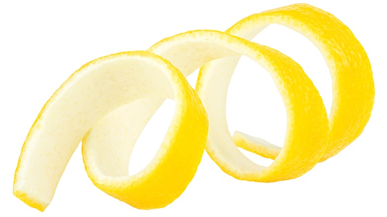 lemon peels 