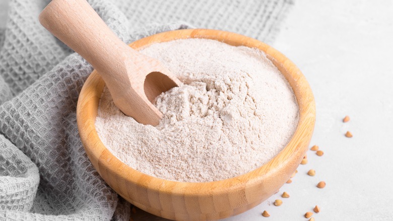 flour 