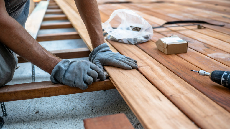 building wood deck