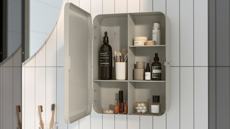 HUSBYÅN Wall cabinet in bathroom