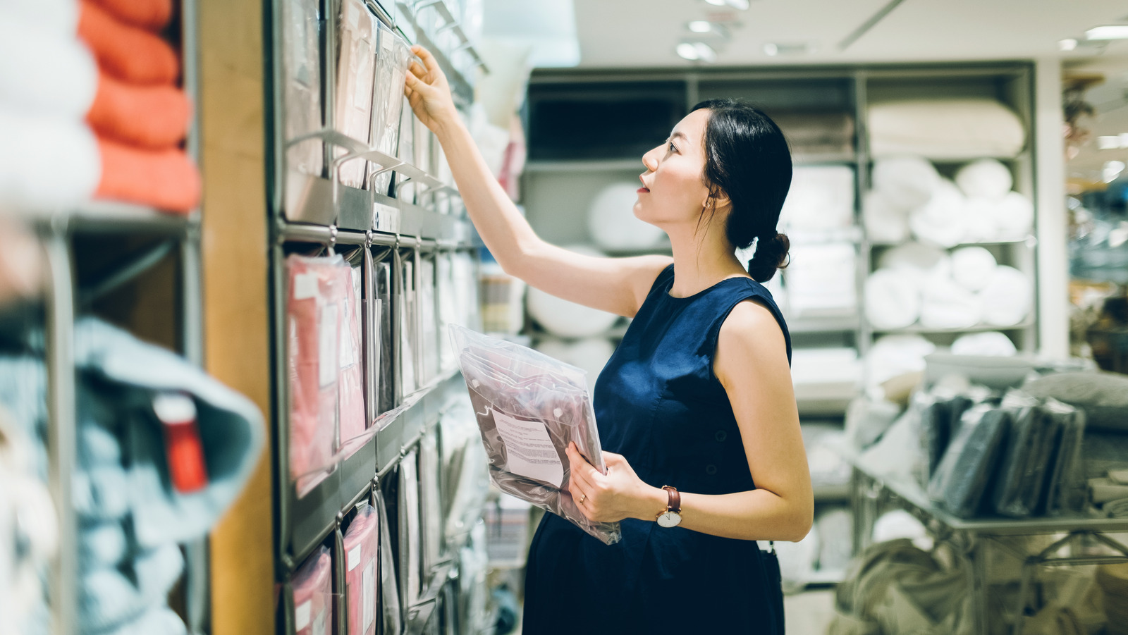 Not All Cotton Sheets Are Made Equal. Here's How To Tell Them Apart
