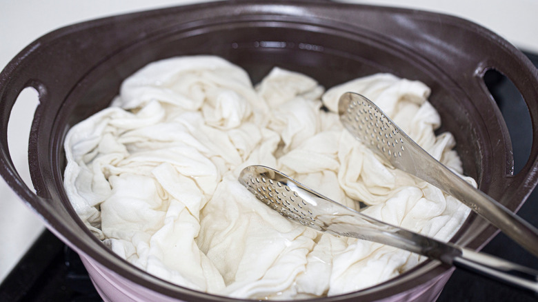 Boiling white cloth