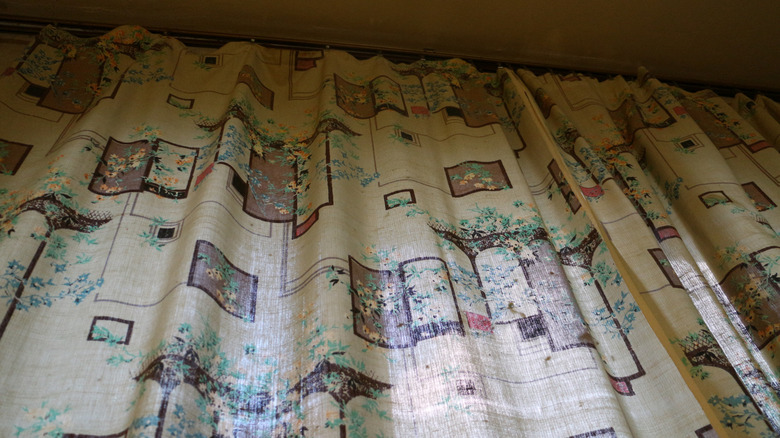 Retro barkcloth geometric curtains