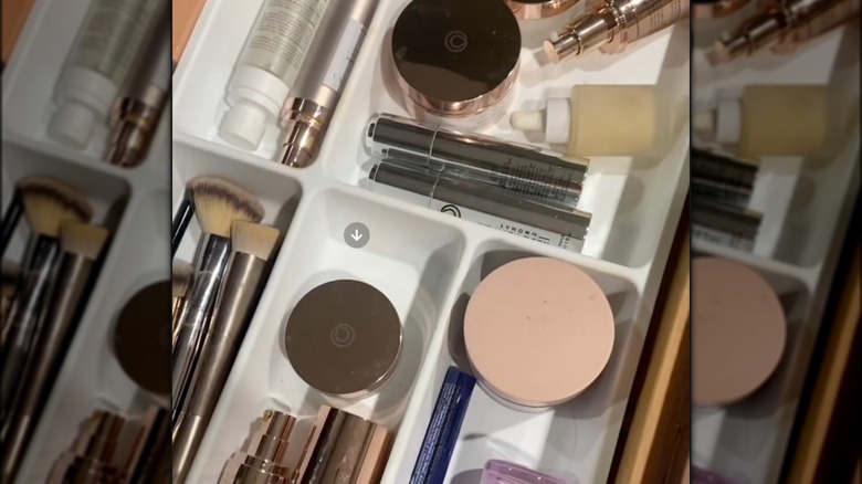 Bathroom drawer with organizer and make up