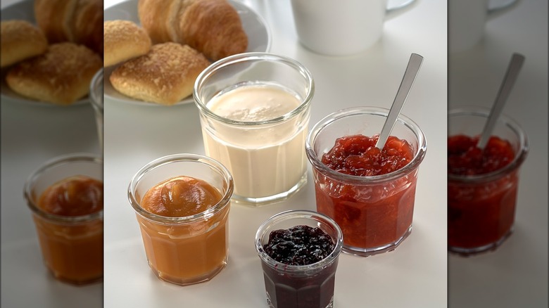 IKEA TRUMFISK jars with food