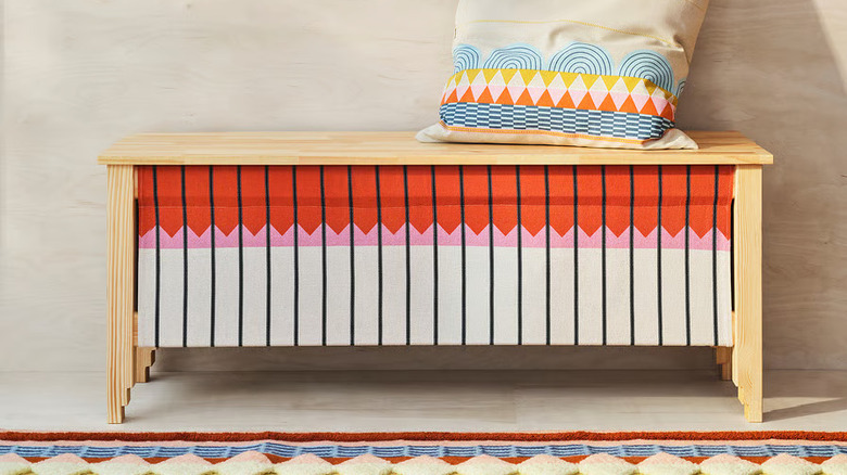 Product photo of IKEA's OMMJÄNGE Bench with storage