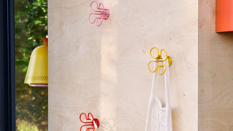 Product photo of IKEA's OMMJÄNGE Wall hook