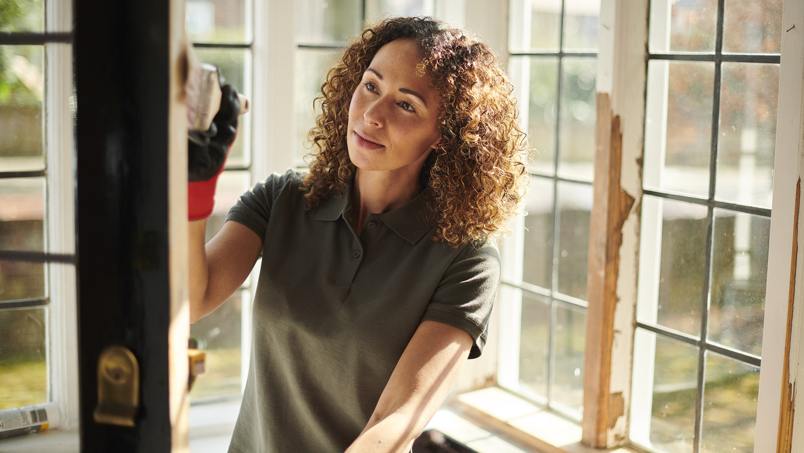 Our Interior Design Expert Says These Front Door Colors Are Set To