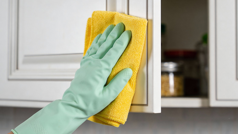 Kirkland Signature Ultra Plush Microfiber Towel