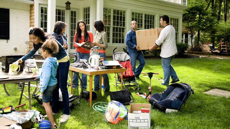 People at an estate sale