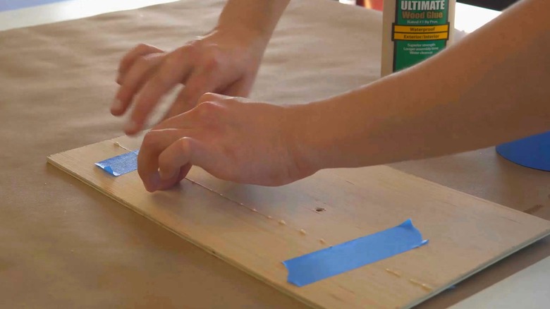 Gluing the edge of thin plywood with painter's tape