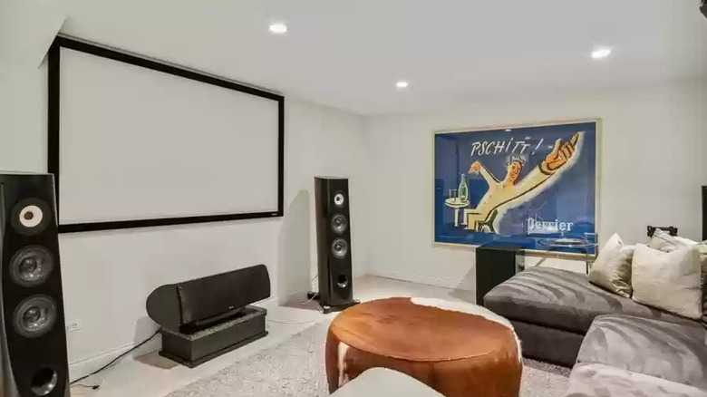 Basement entertainment area of home
