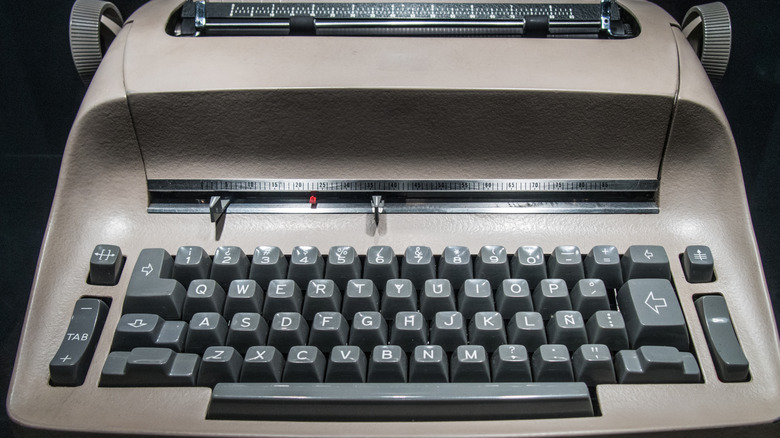 Vintage typewriter with grey keys