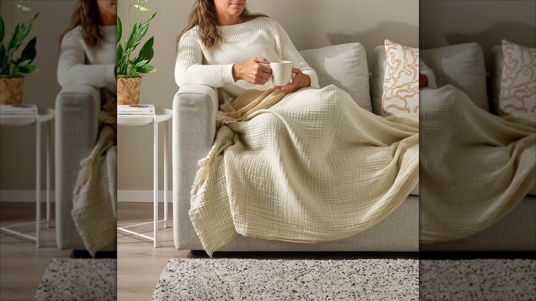 IKEA cotton throw blanket from the VALLKRASSING line