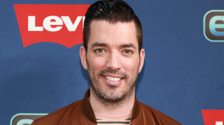 Drew Scott at a red carpet event at The Levi's Store Times Square