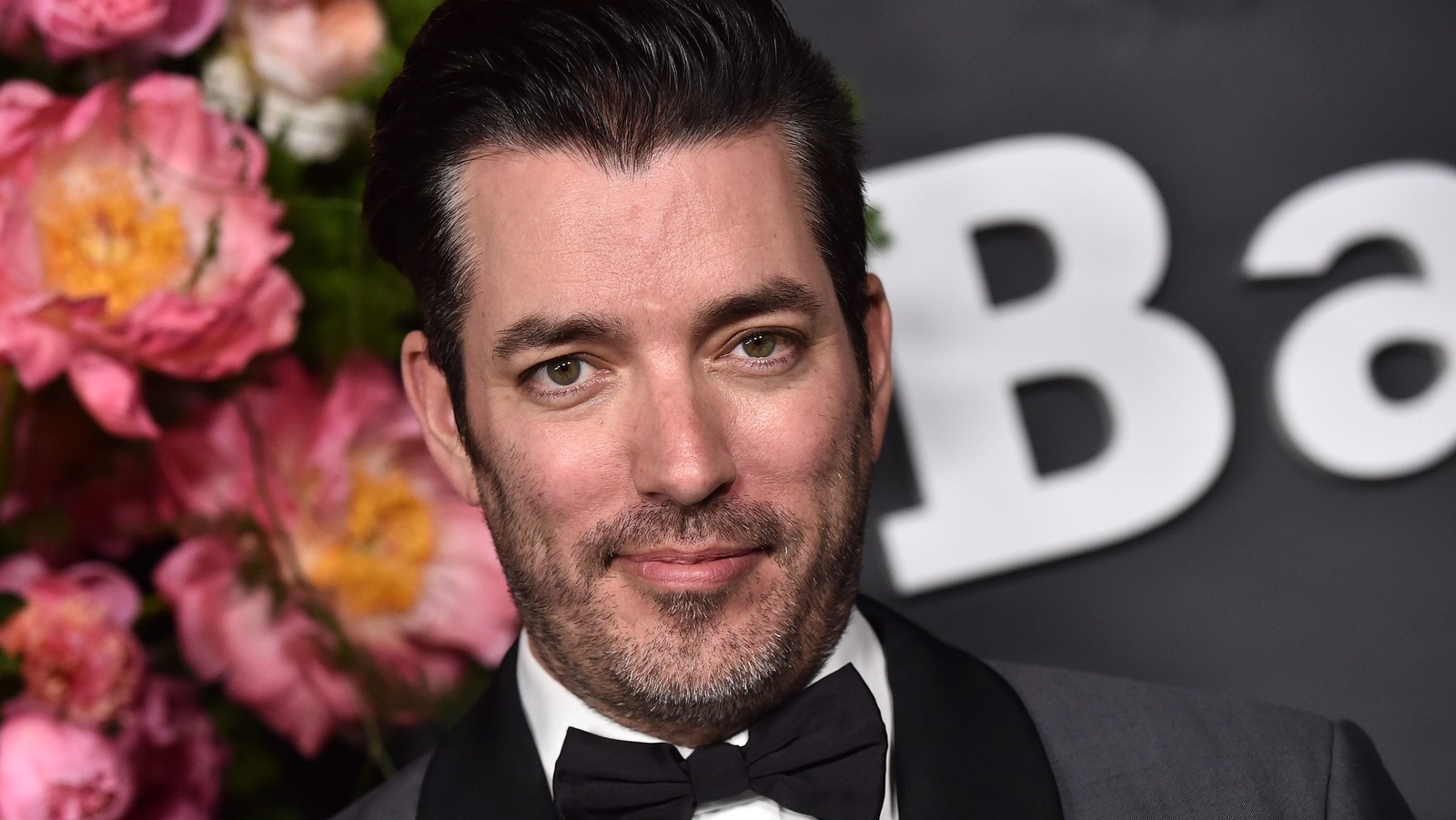 Property Brothers Shares Budget Tips For Hardwood Vs Carpet On Stairs