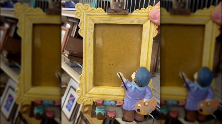 Vintage decorated picture frame