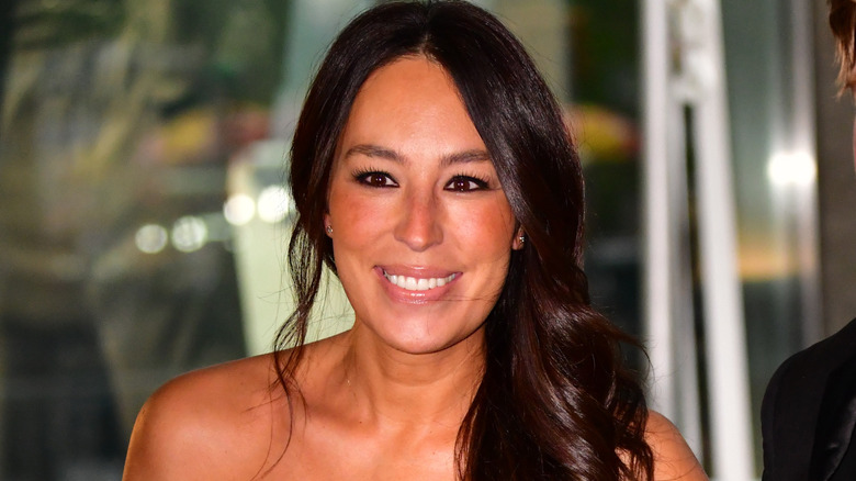 Joanna Gaines looking glamorous