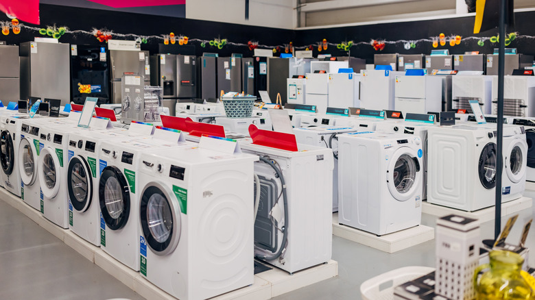 Washing machines on display at large appliance store