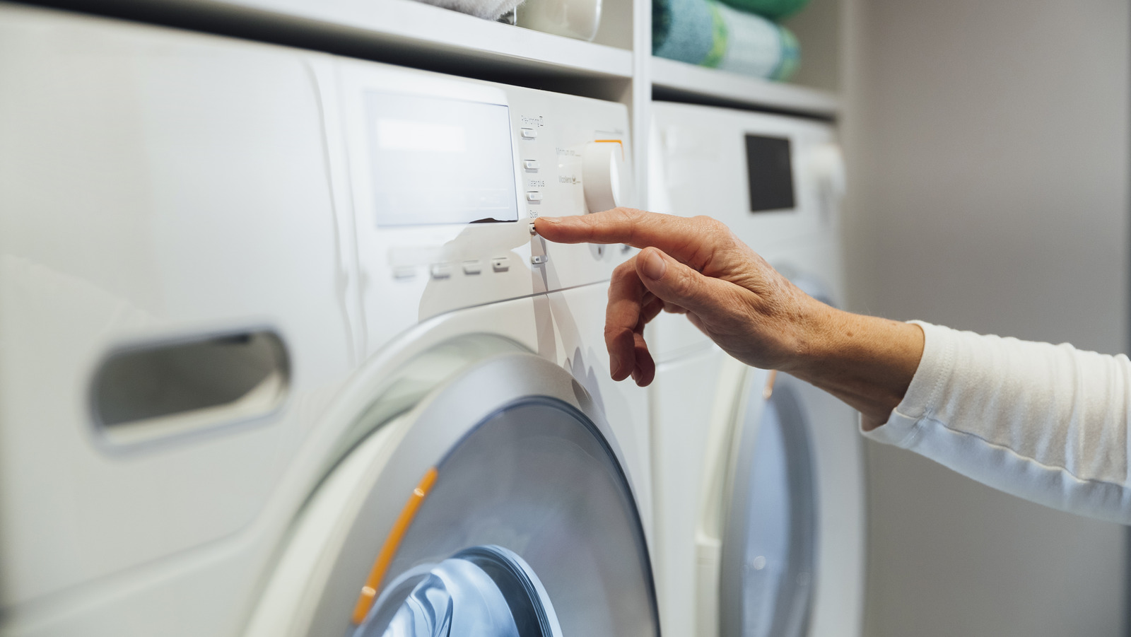 Read This Before Buying A Ventless Dryer