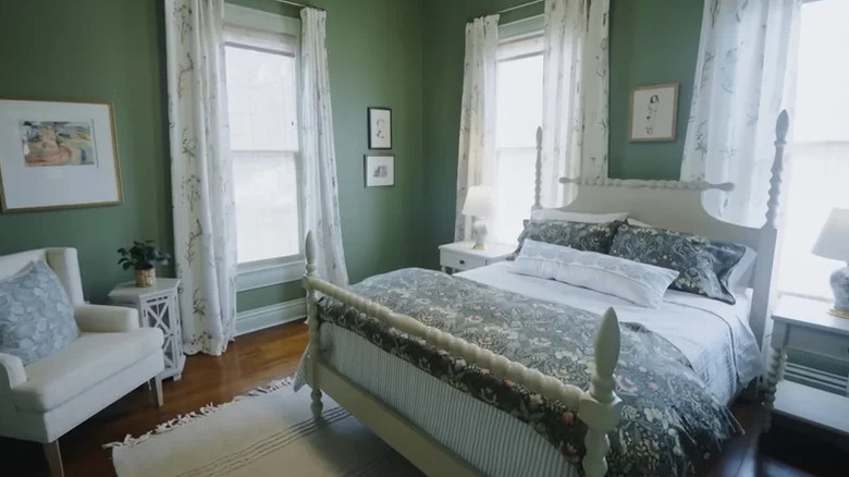 Photo of Erin Napier's whimsical "Home Town" bedroom