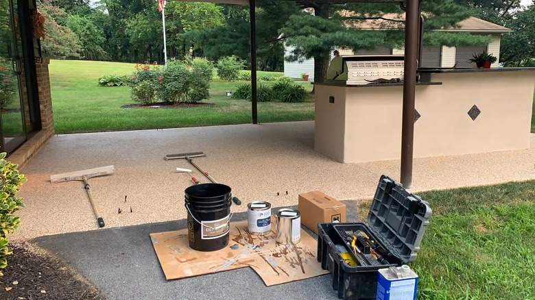 equipment for epoxy application on a refinished concrete patio
