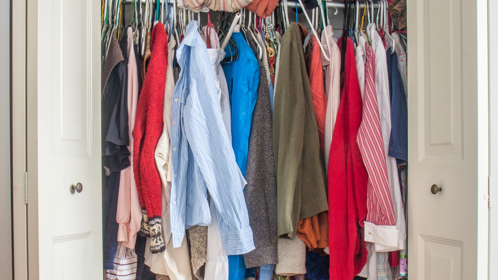 Replace Your Closet Doors With A Unique Alternative Solution To Transform Your Space