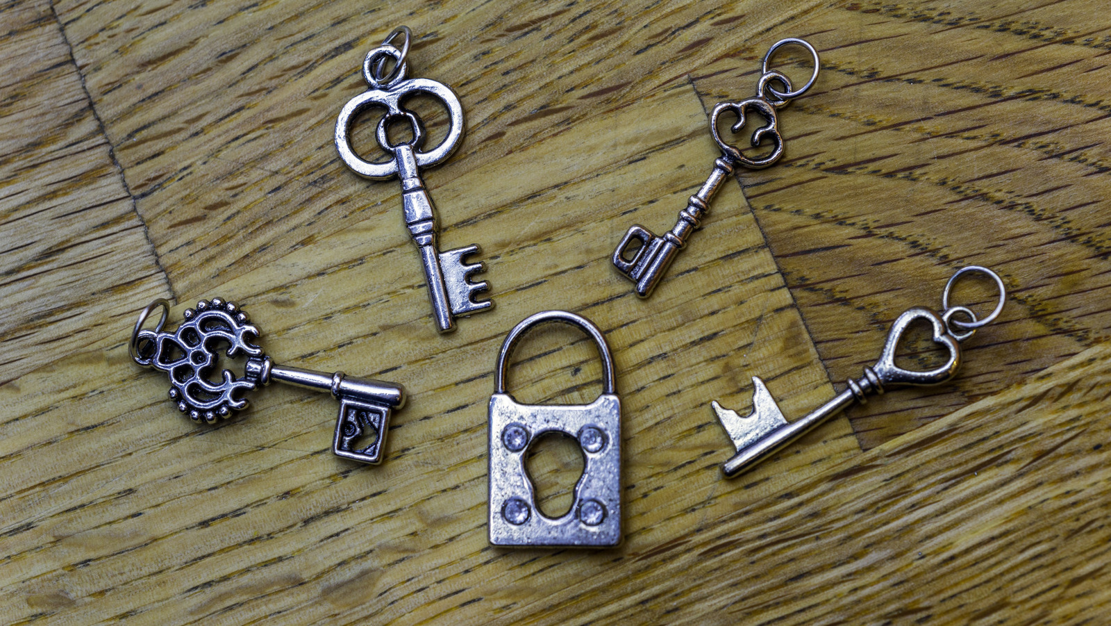Repurpose Old Keys As A Stunning Design Element For Your