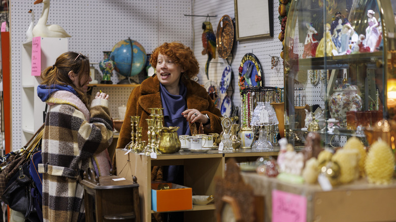 People shopping at the thrift store