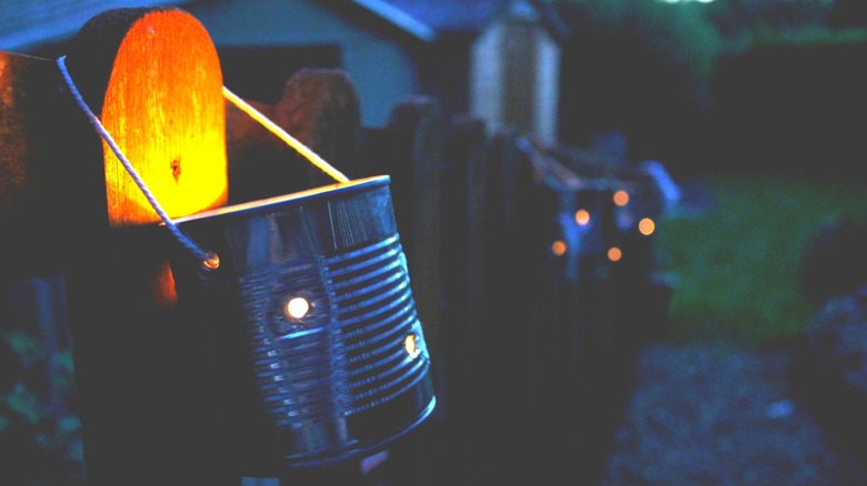 a can lantern