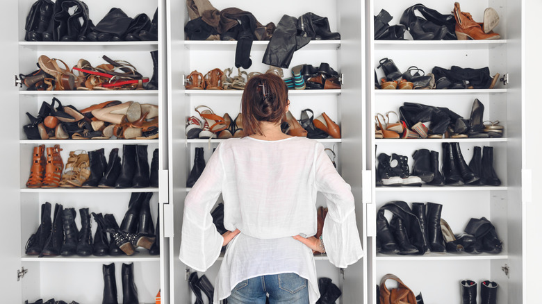 shoe storage shelves