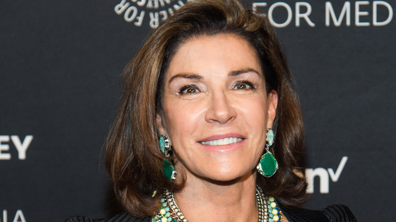 hilary farr close up smiling 