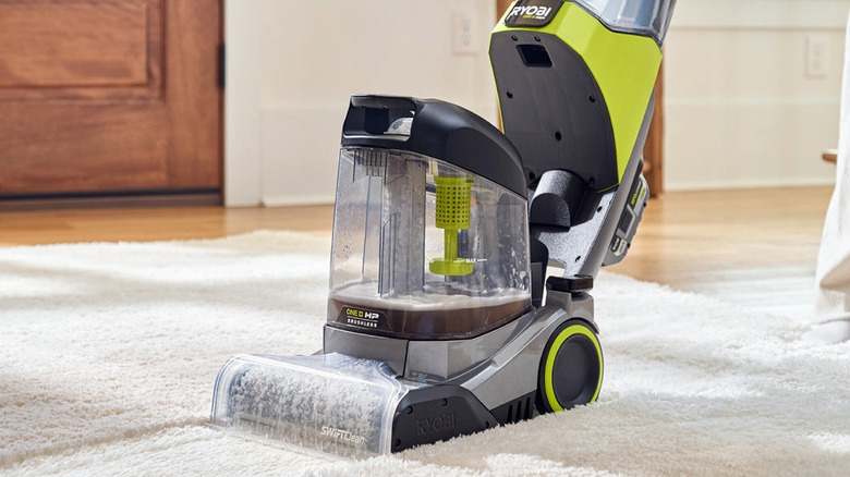 Washing a thick area rug with a carpet cleaner