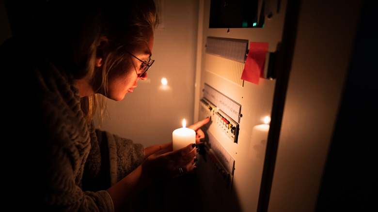 checking fuse during blackout