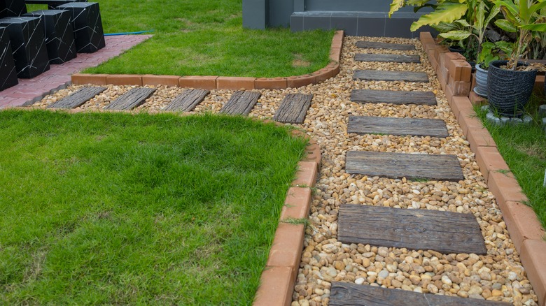 stone garden borders