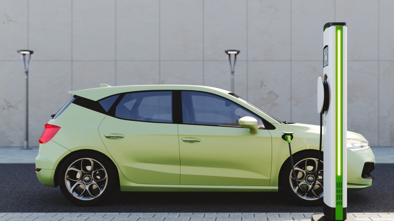 Electric vehicle and charging station 