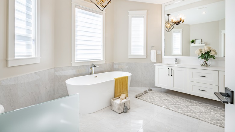Bathroom with high-gloss bathroom tile floor