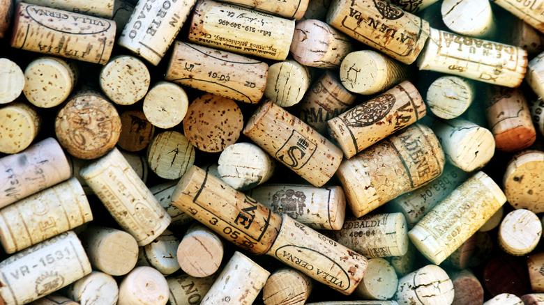 Assortment of standard wine corks