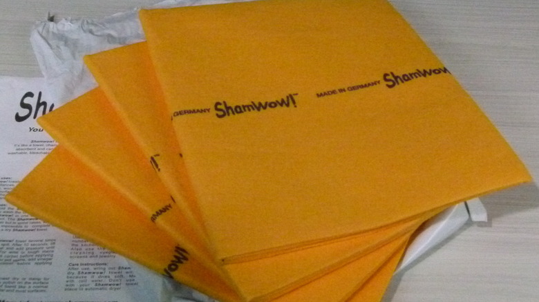 ShamWow comes loose in mailer