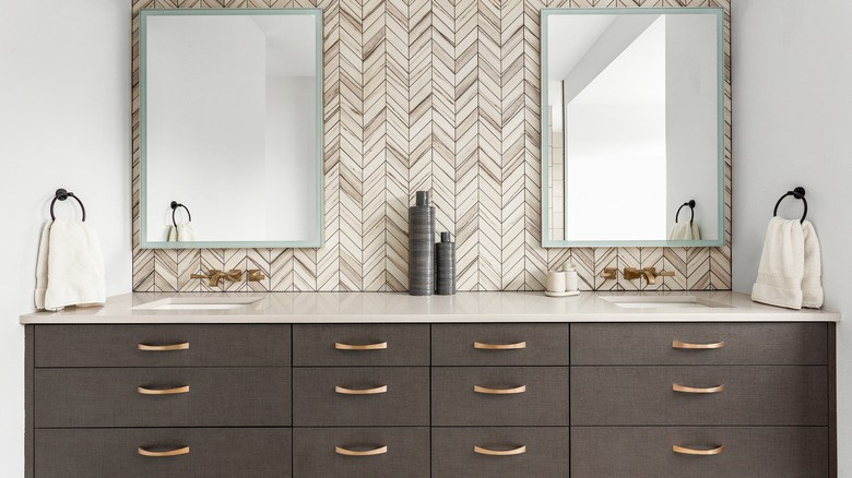 Bathroom vanity herringbone backsplash