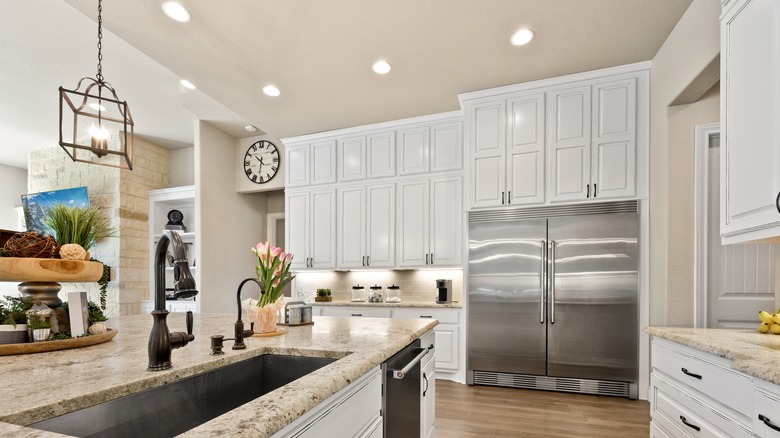 kitchen with light brown ceiling