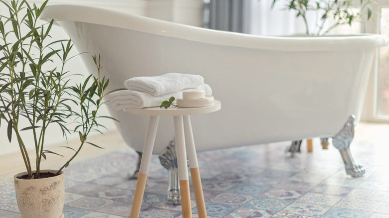 modern soaking tub
