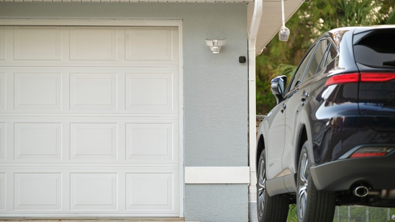 garage door