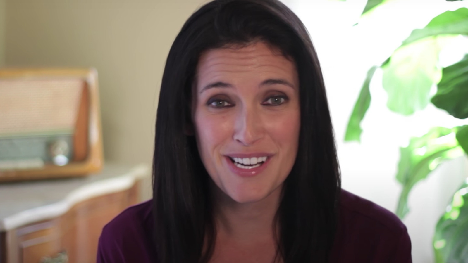 should-you-match-electrical-outlets-to-the-wall-color-hgtv-s-laurie