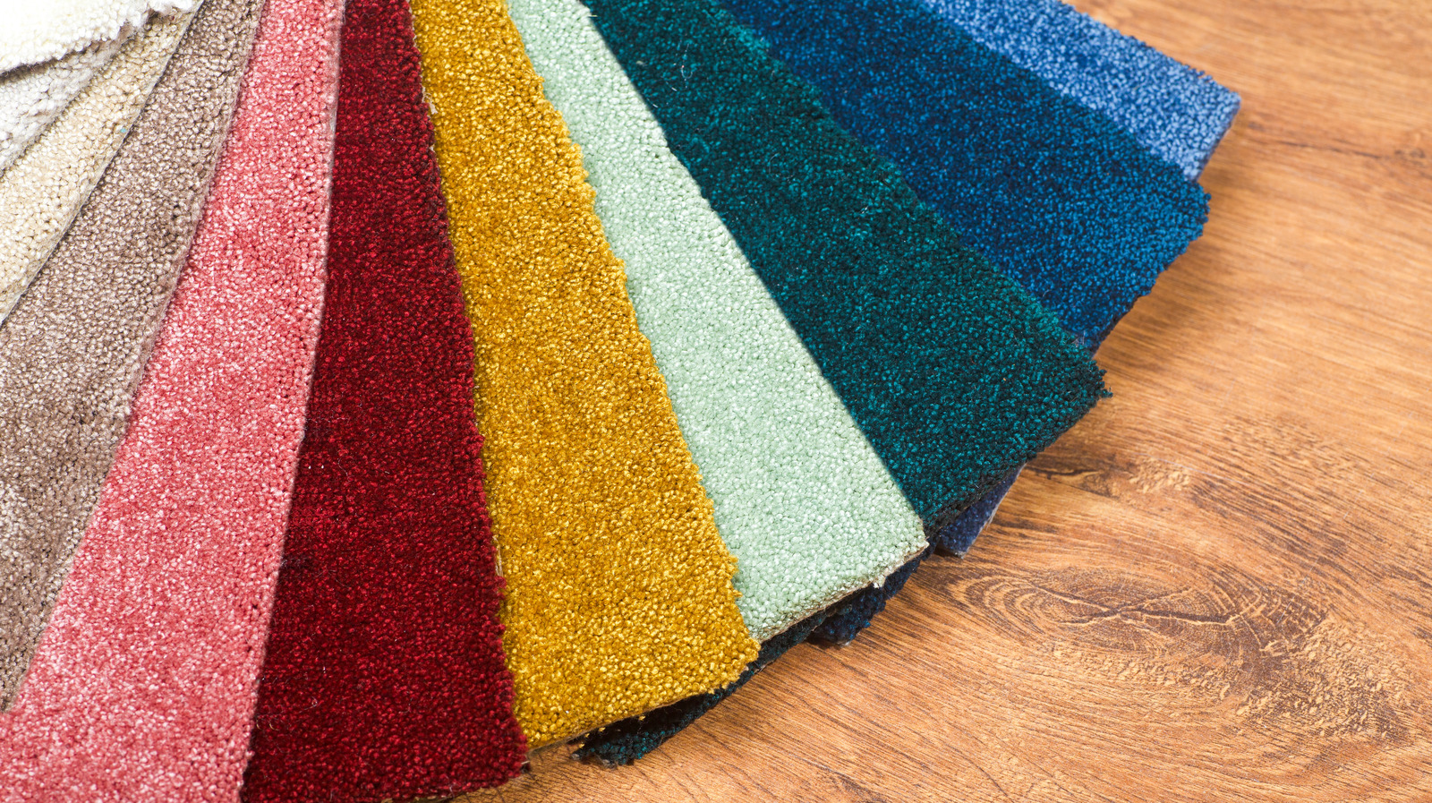 Should You Put An Area Rug On Carpeted Floors?