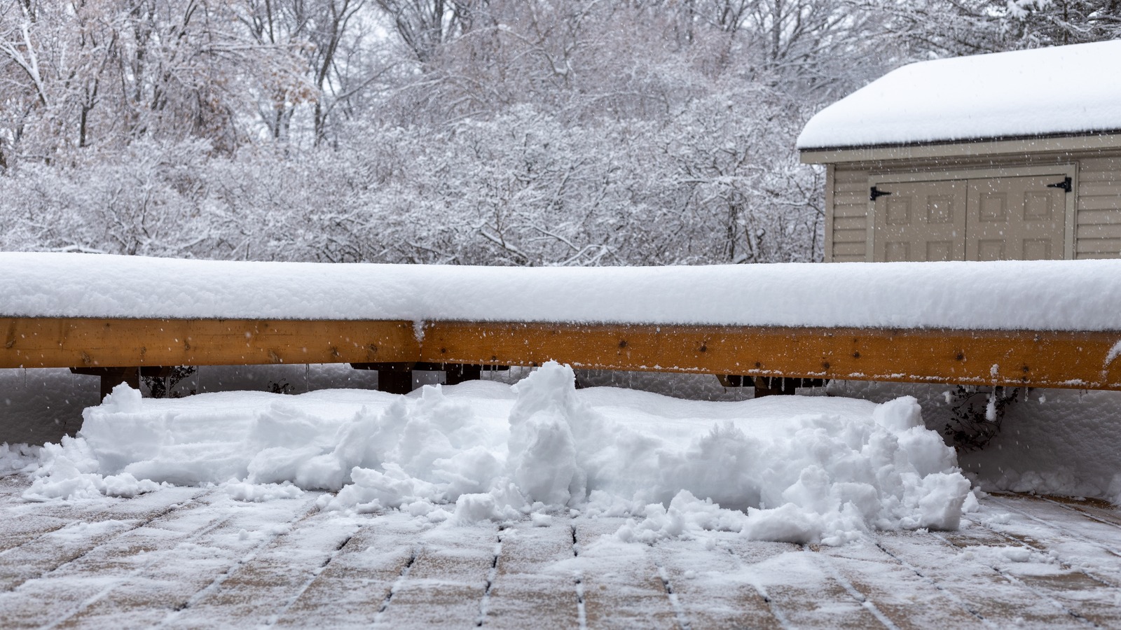 Shoveling Snow From Your Deck Necessary Or Waste Of Time?