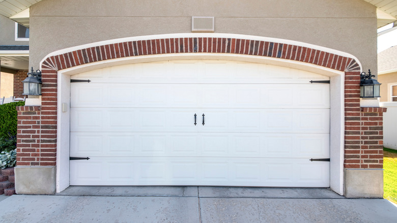 house garage door